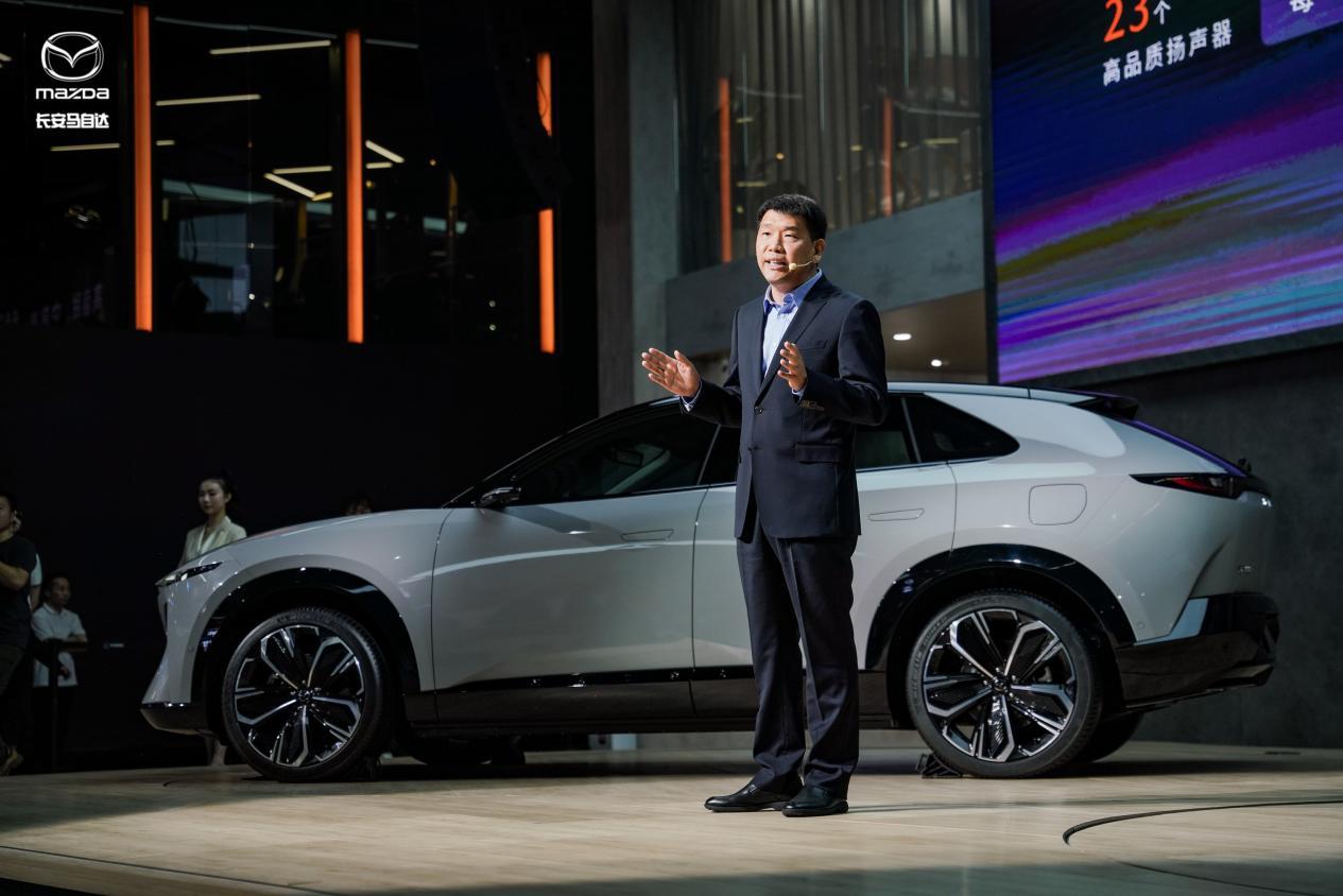 开云真人APP网站：驭电·新境 长安马自达MAZDA EZ-60全球首秀