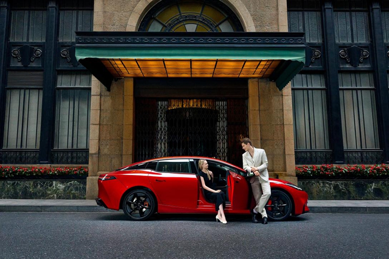 2022款别克GL8陆上公务舱上市 售价23.29万—32.99万