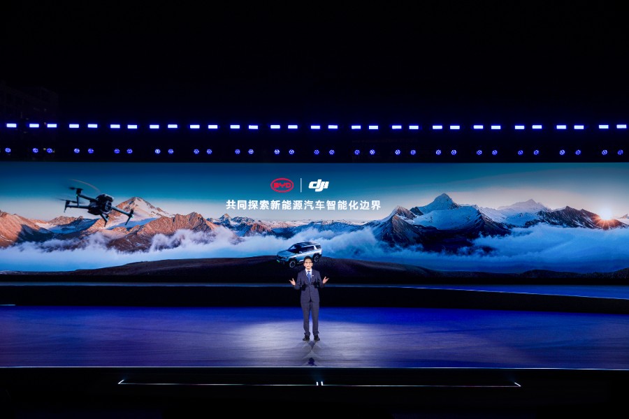 谷歌苹果之战升级：iPhone版Gemini抢占市场，锁屏小组件带来全新体验